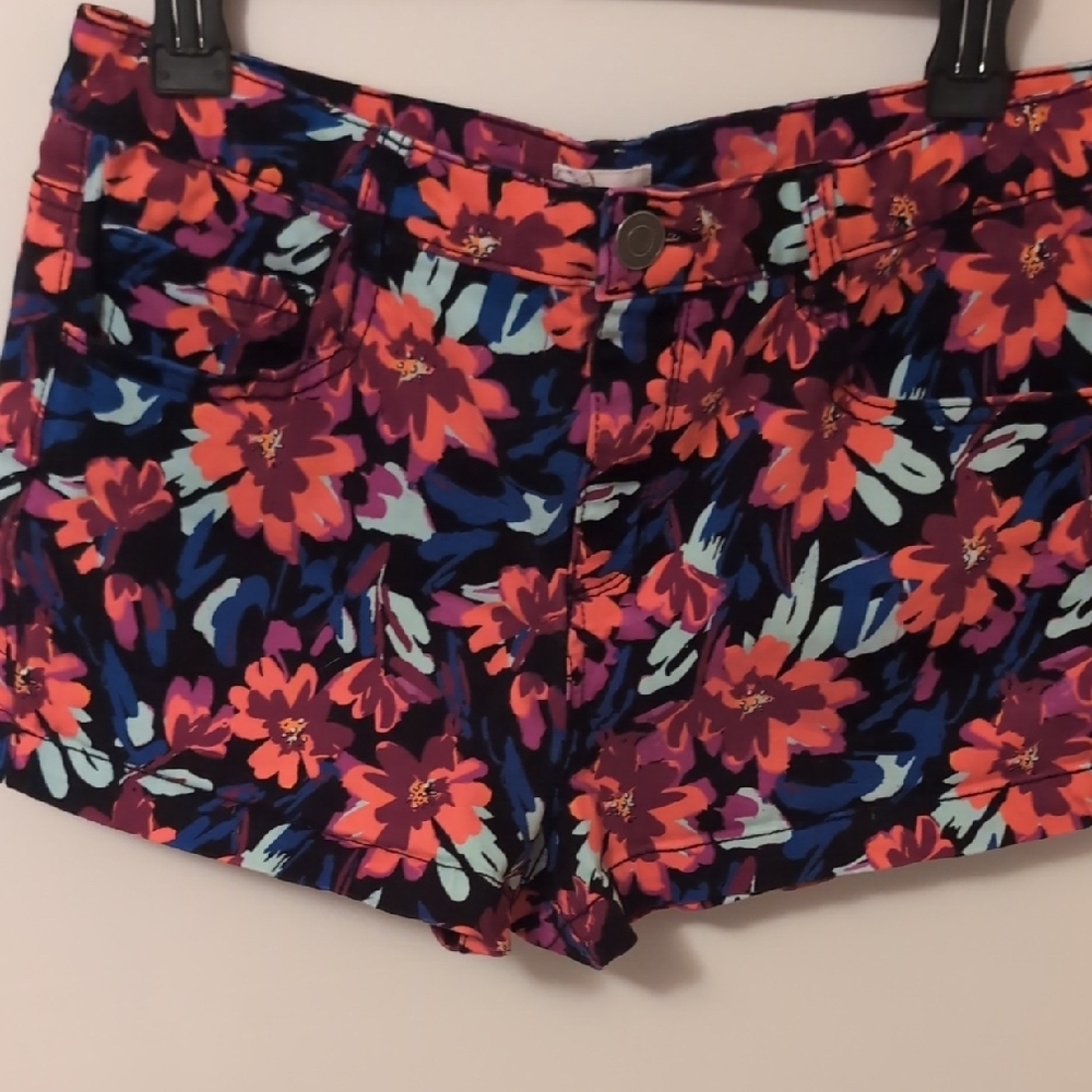 Floral Women's Shorts